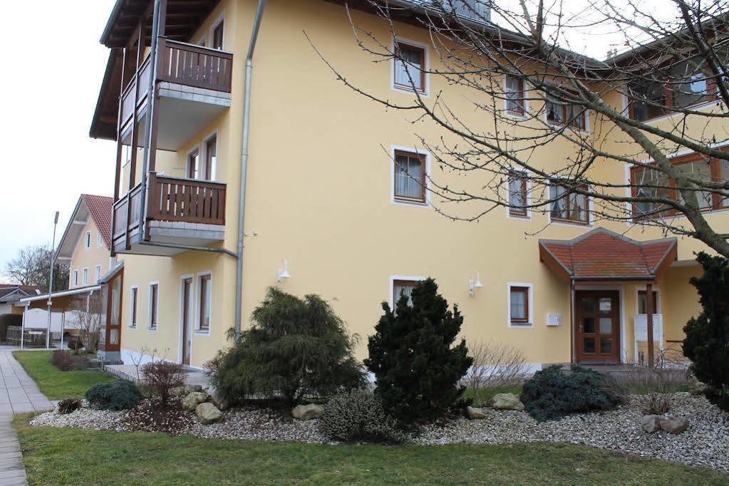 Hotel garni Vogelsang Bad Füssing Eksteriør billede